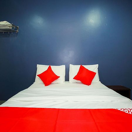 Oyo 89332 De Hotel 安顺 外观 照片