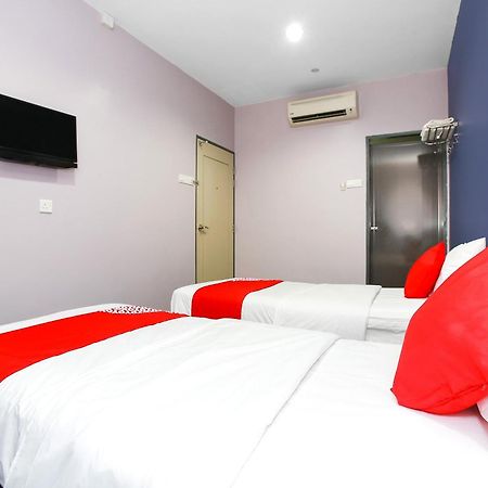 Oyo 89332 De Hotel 安顺 外观 照片