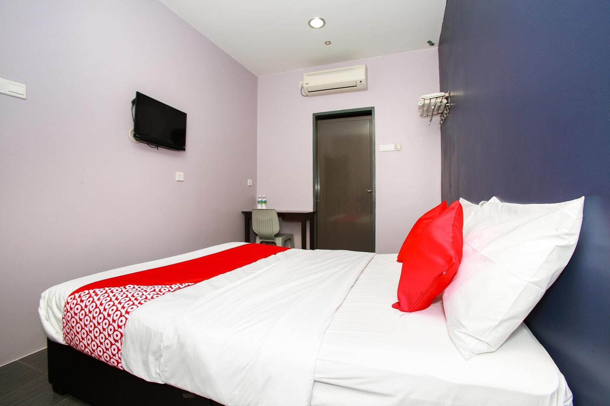 Oyo 89332 De Hotel 安顺 外观 照片