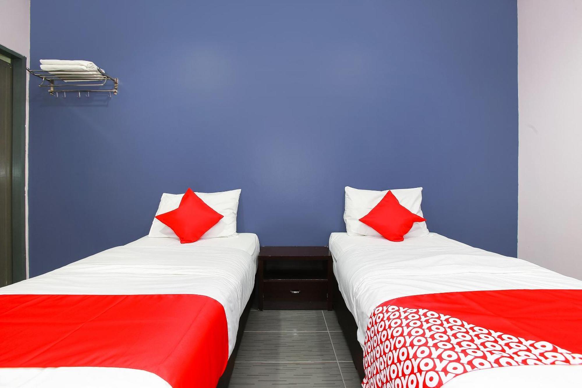 Oyo 89332 De Hotel 安顺 外观 照片
